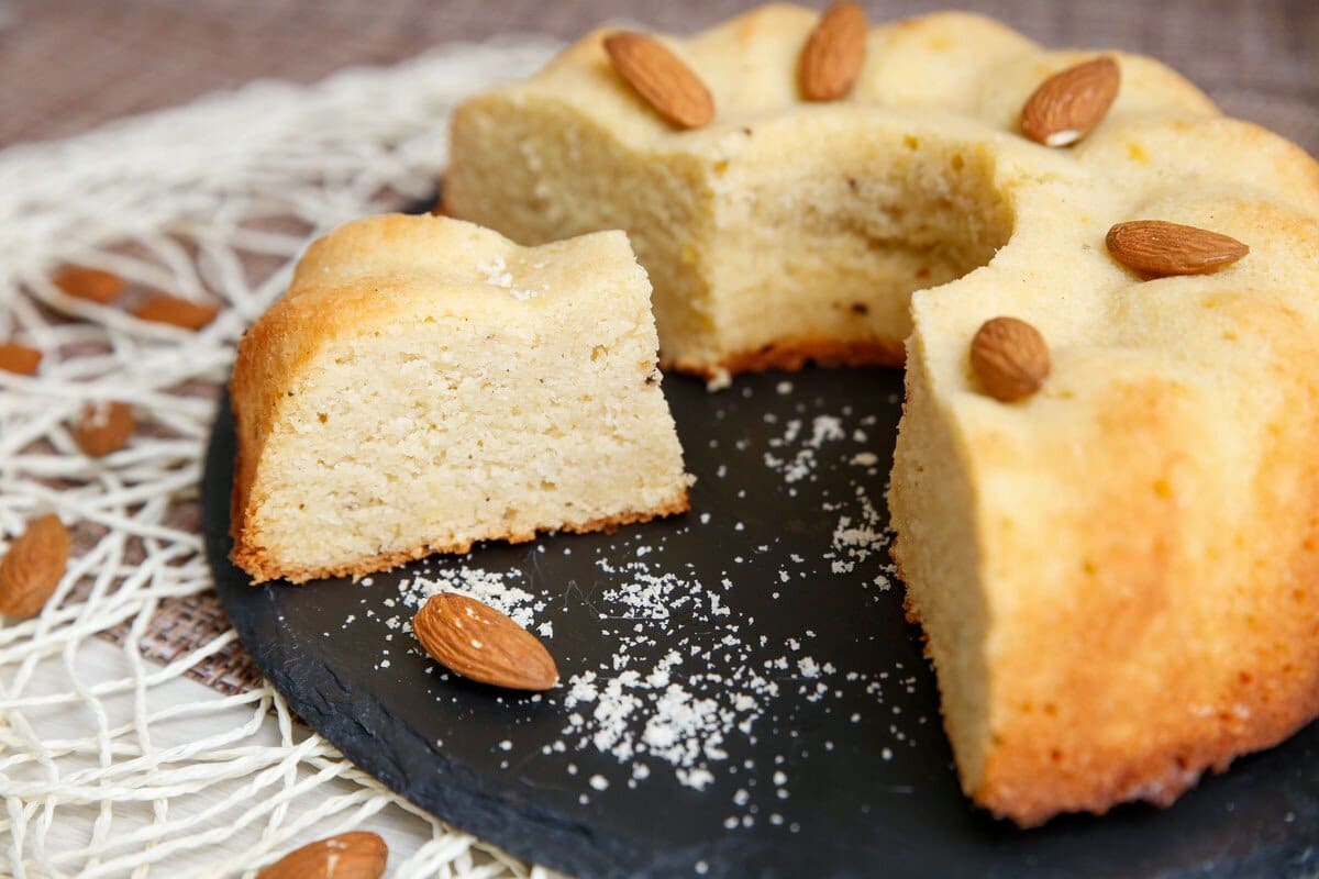 Saftiger Mandelkuchen Gugelhupf – Low Carb Kuchen